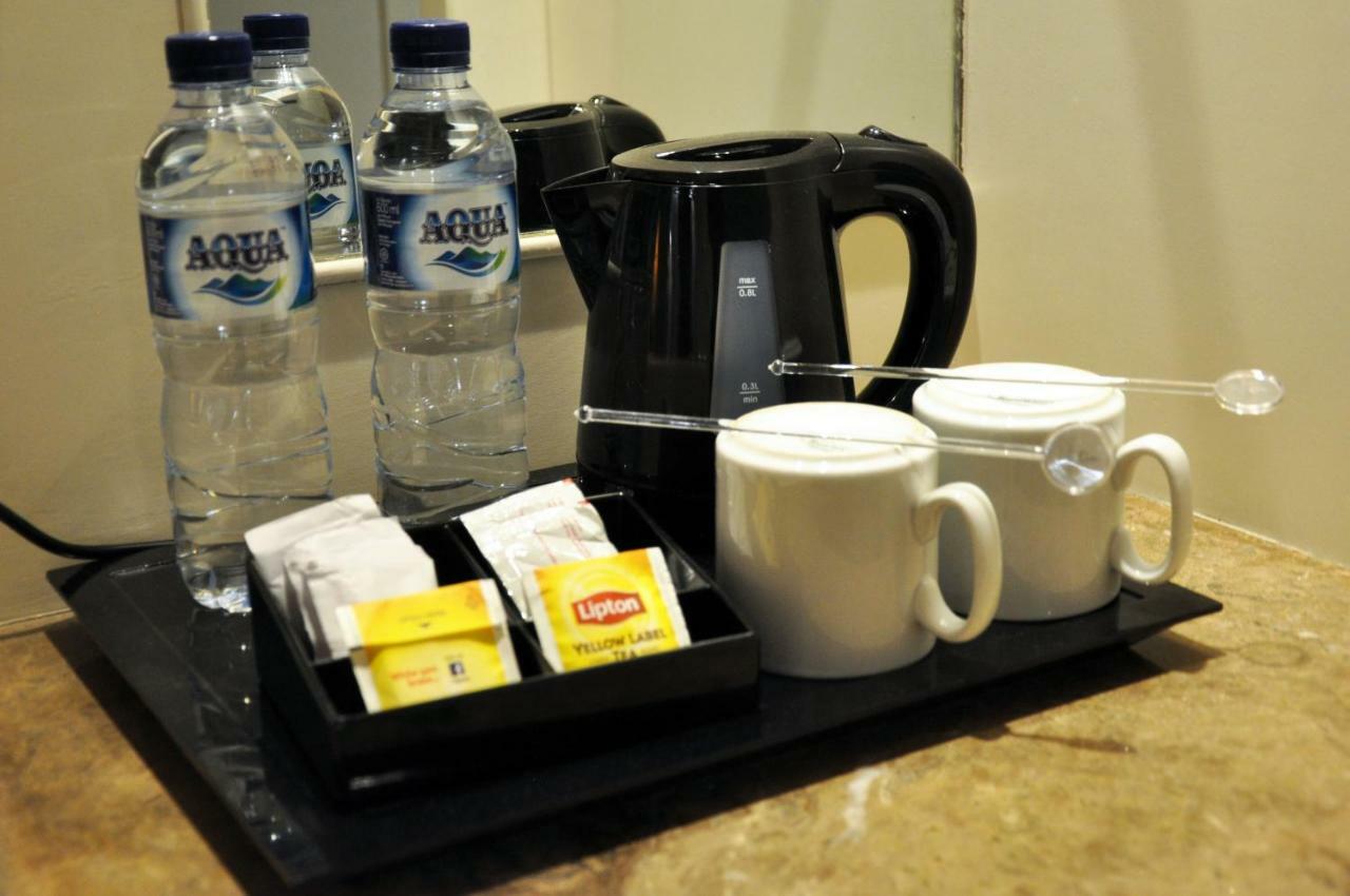 Beverly Hotel Batam Наґойя Екстер'єр фото